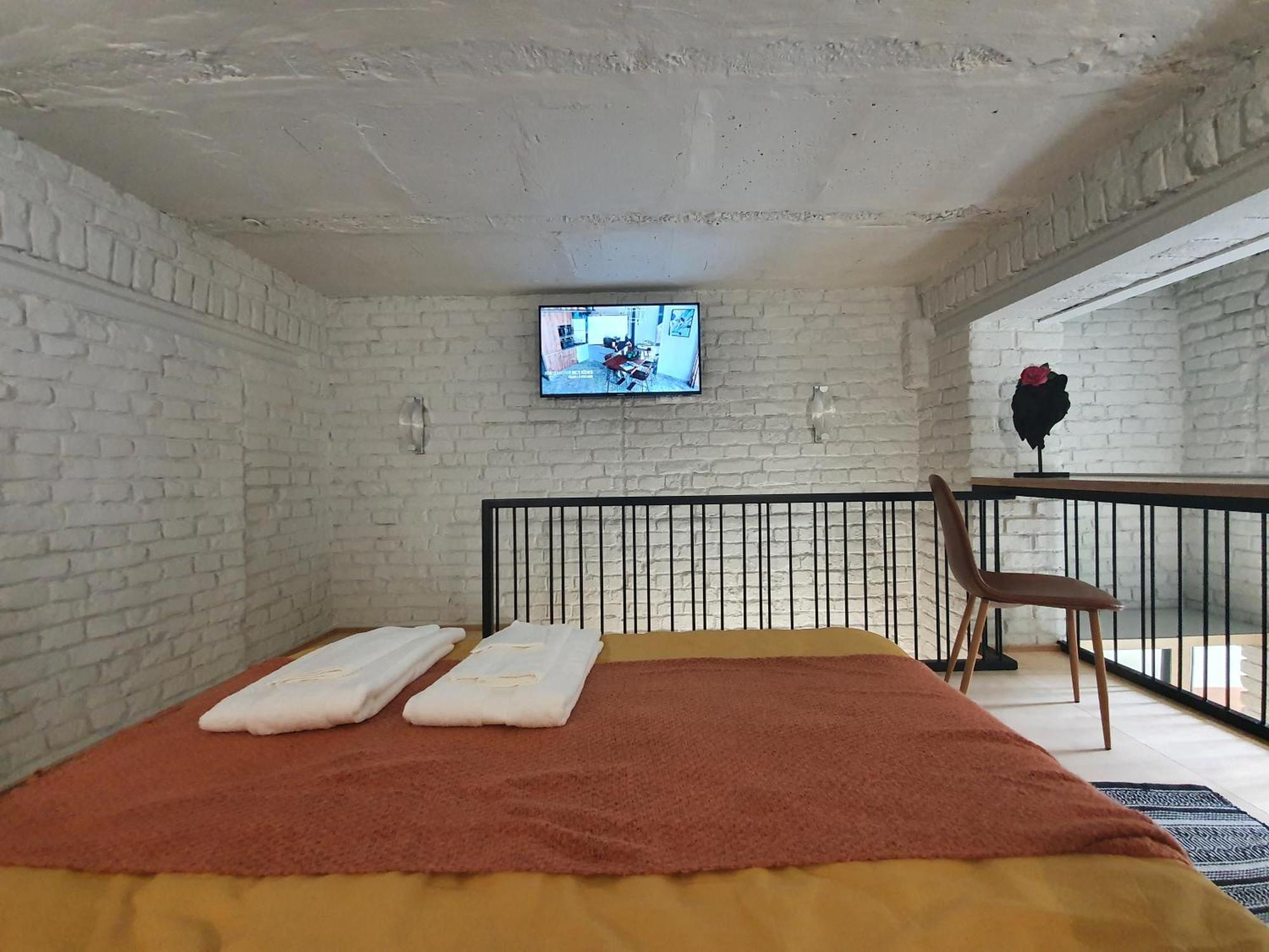 Apartment на городоцькій